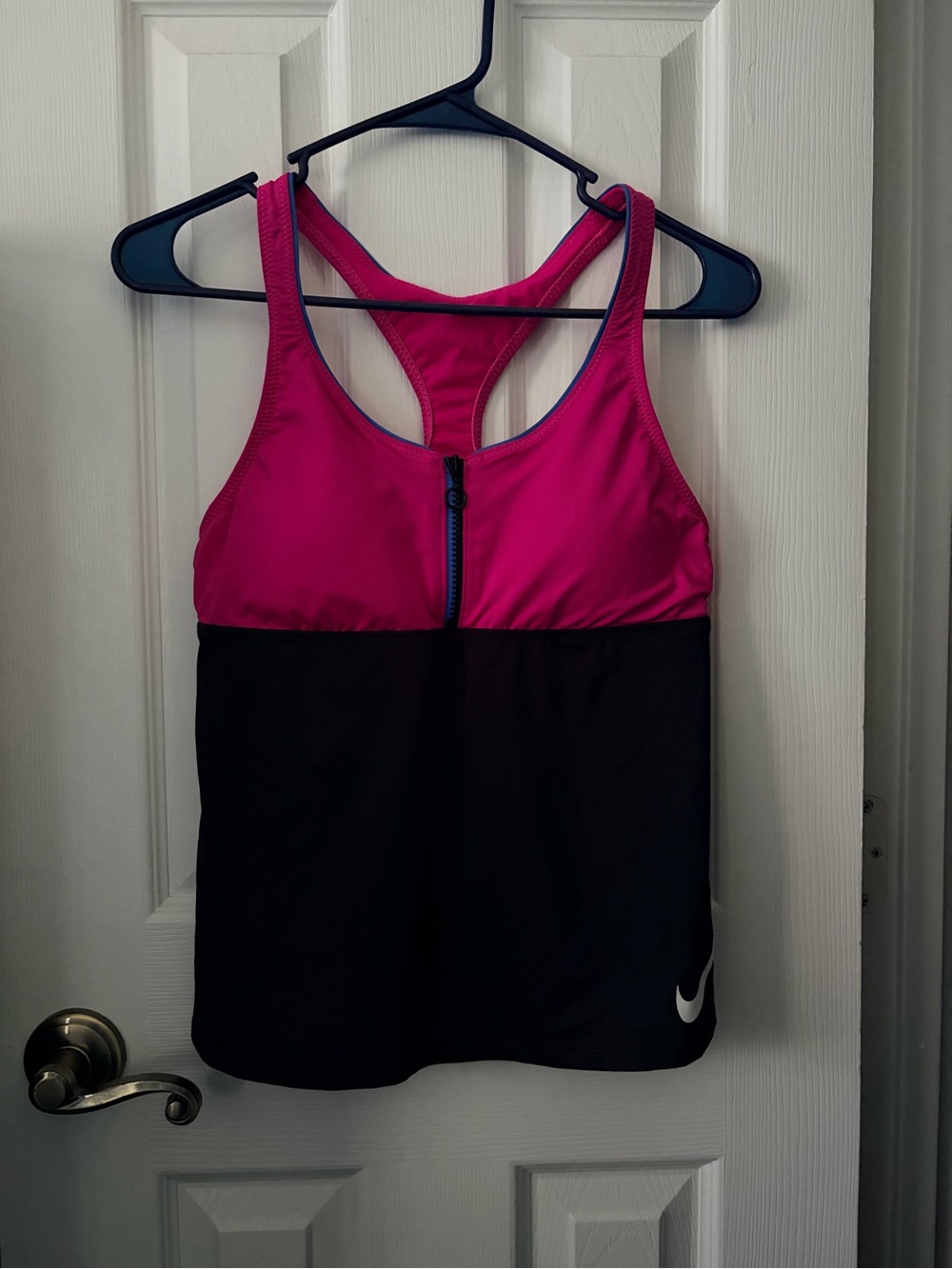 Nike Two-Tone Racerback Sports Tank - Hot Pink & Black size M